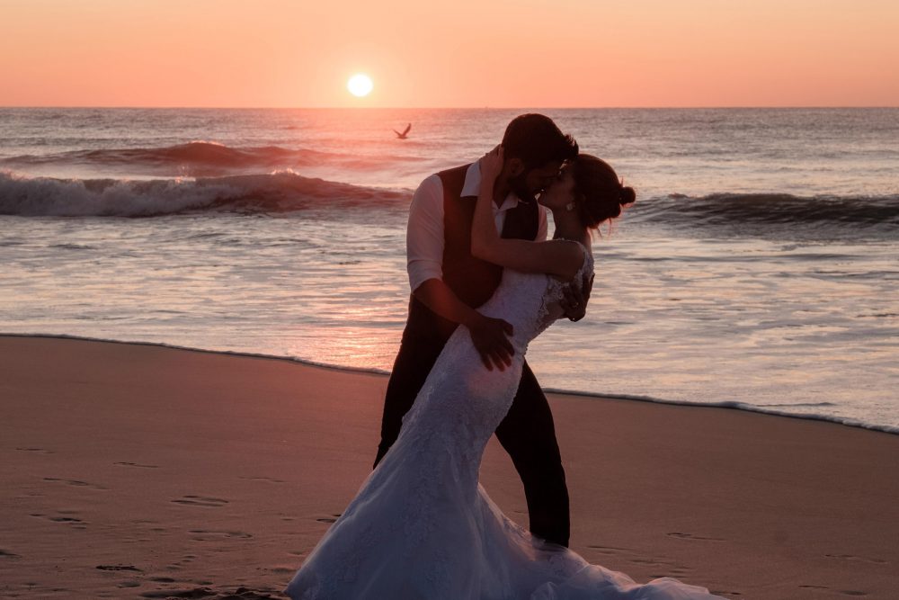 Geovanna e Elton Trash the dress praia